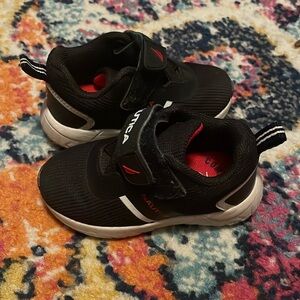 Nautica Sneakers size 5